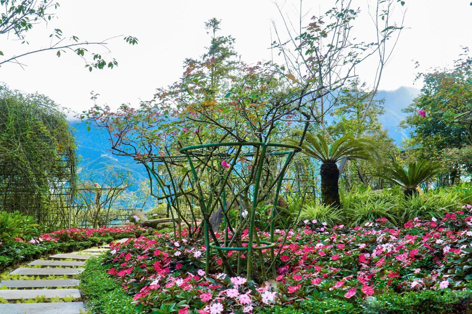 Sapa Highland Resort & Spa Luaran gambar